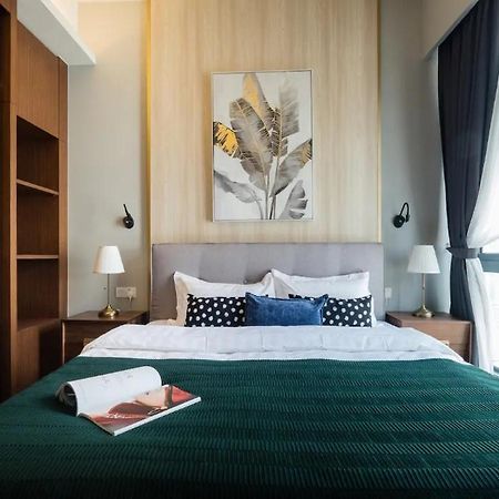 Tribeca 2Bedroom 3Min Walk To Bukit Bintang 2 Rooftop Pool Куала-Лумпур Экстерьер фото